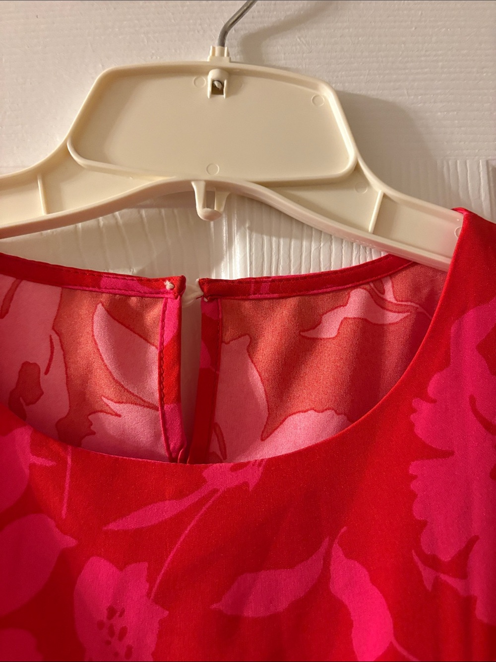 SHEIN Red & Pink Floral Tiered Dress - Picture 4 of 8